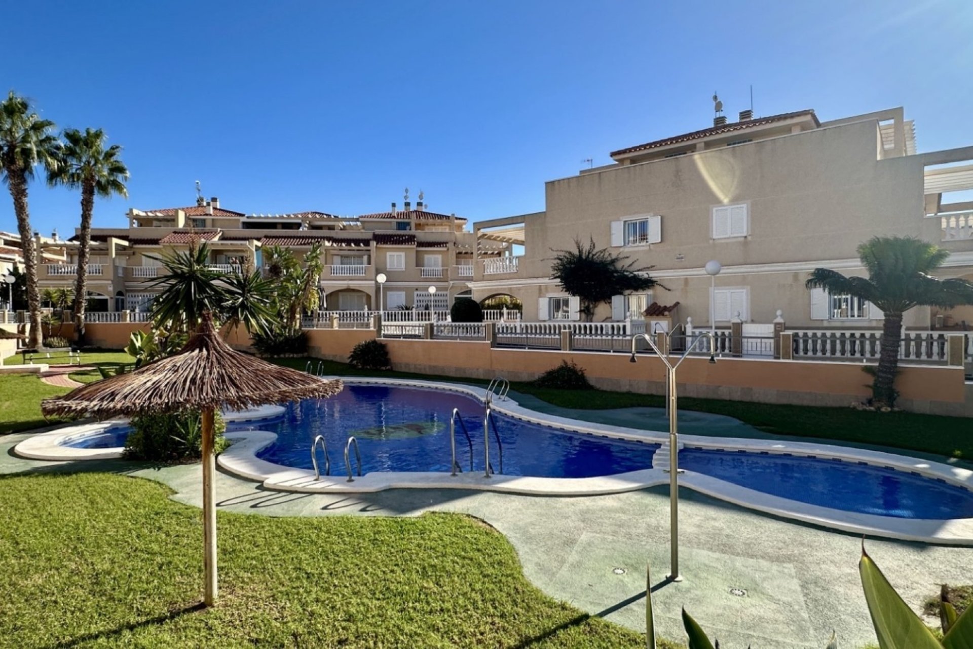 Herverkoop - duplex - Orihuela Costa - Playa Flamenca