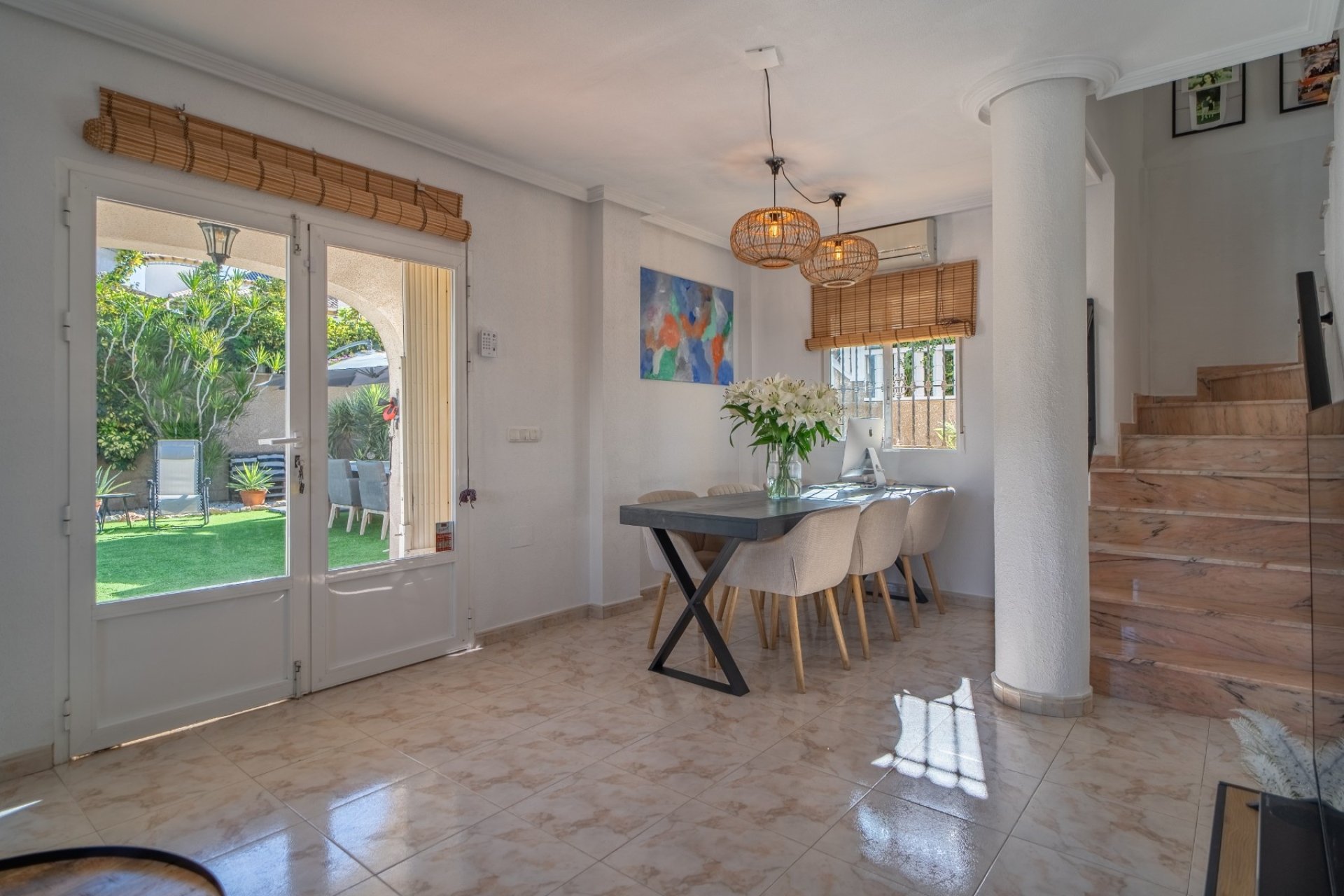 Herverkoop - duplex - San Miguel de Salinas - Las Filipinas