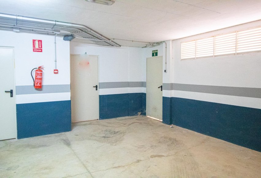 Herverkoop - Garage - Orihuela Costa - Aguamarina