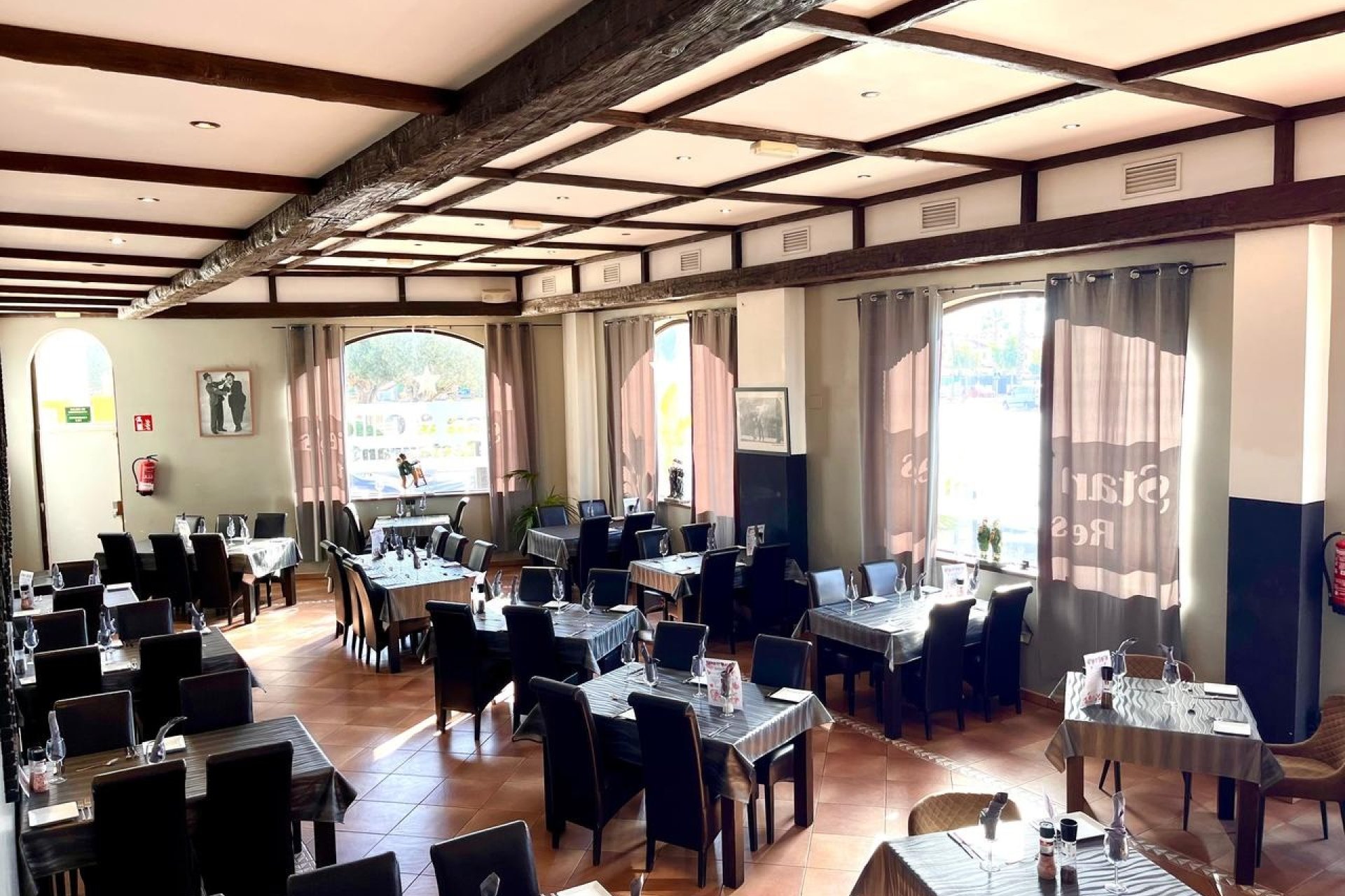 Herverkoop - Local comercial - Guardamar del Segura