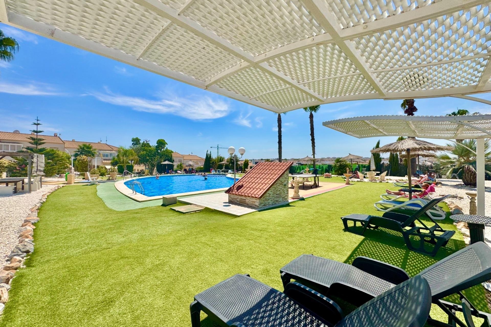 Herverkoop - Villa - Orihuela Costa - La Florida