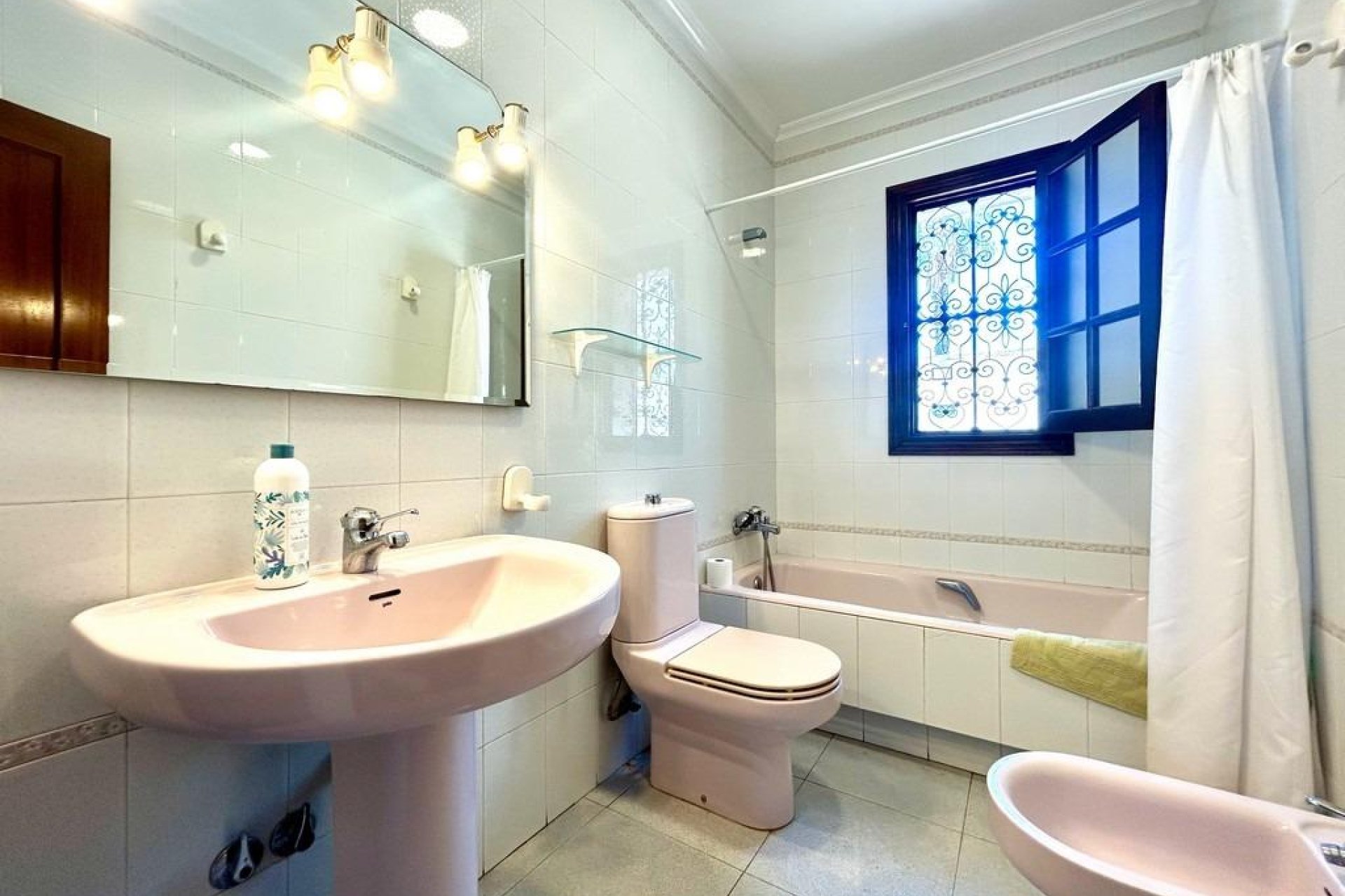 Herverkoop - Villa - Orihuela Costa - La Zenia