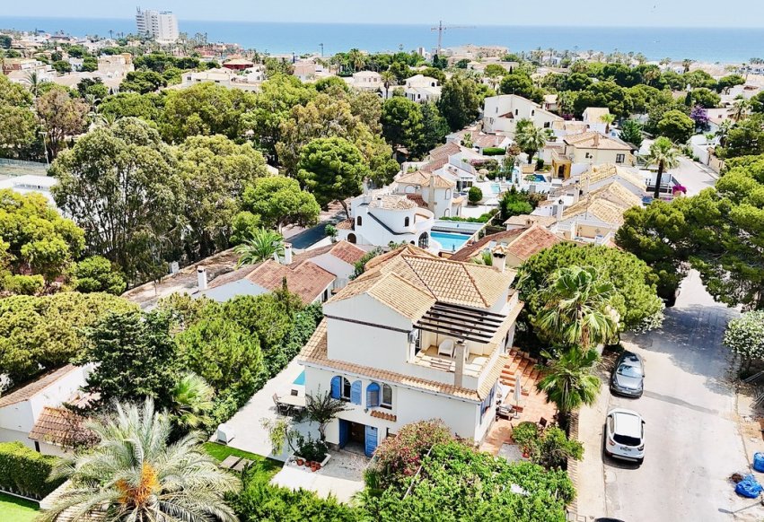 Herverkoop - Villa - Orihuela Costa - La Zenia