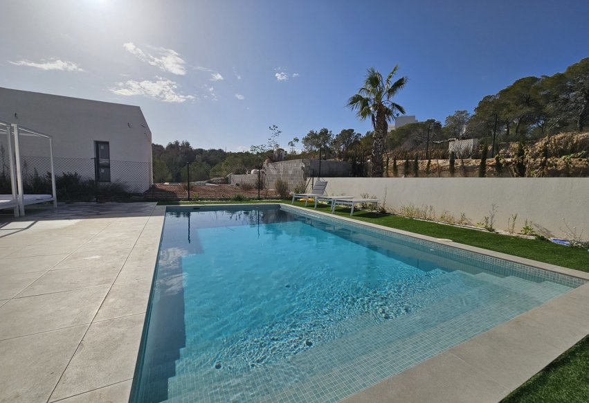 Herverkoop - Villa - Orihuela Costa - Las Colinas Golf Resort