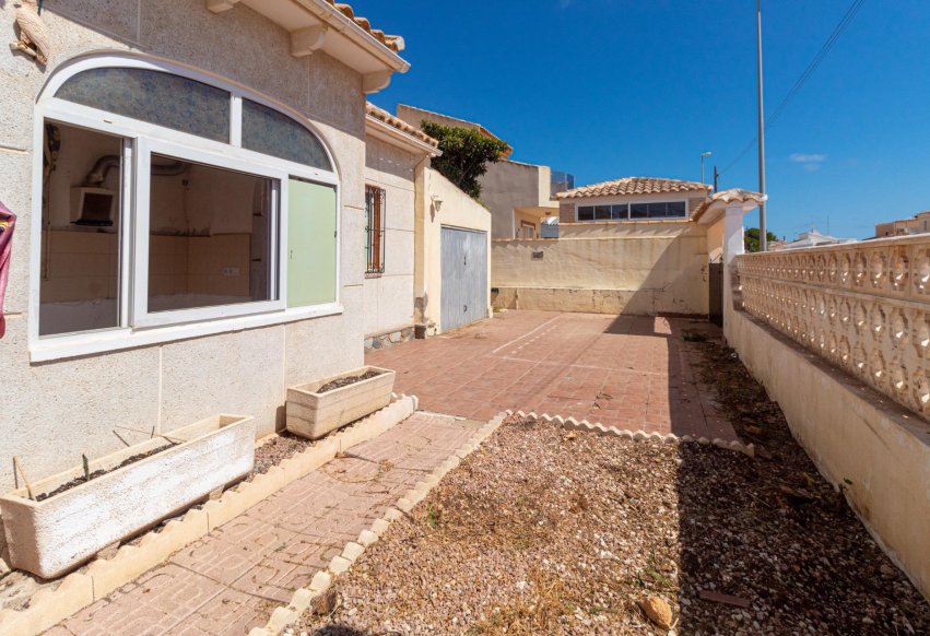 Herverkoop - Villa - Orihuela Costa - Los Almendros-La Florida