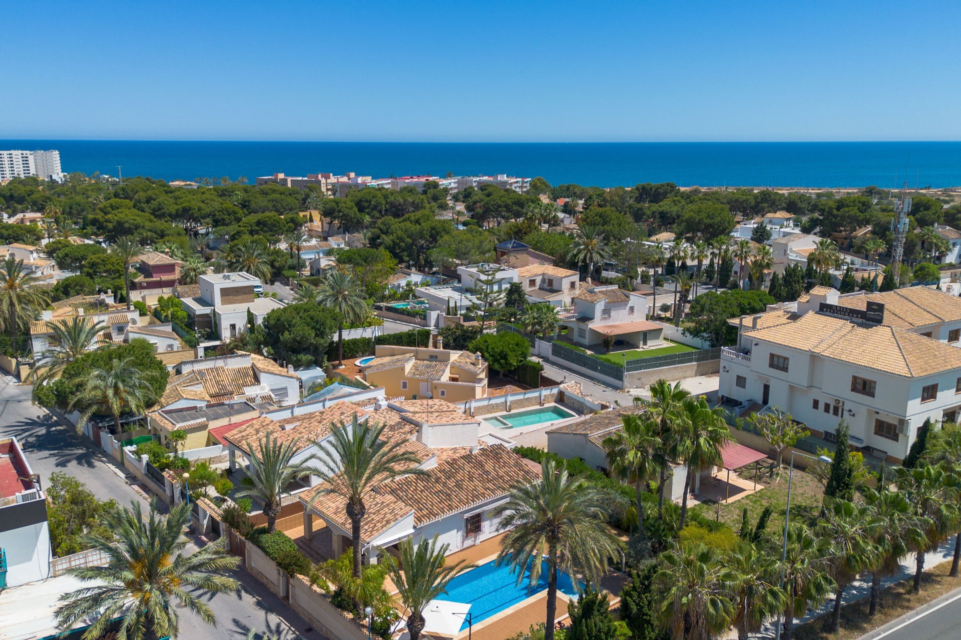 Herverkoop - Villa - Orihuela Costa - Punta Prima