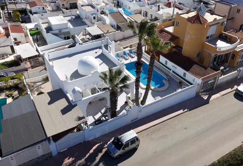 Herverkoop - Villa - Orihuela Costa - Villamartín