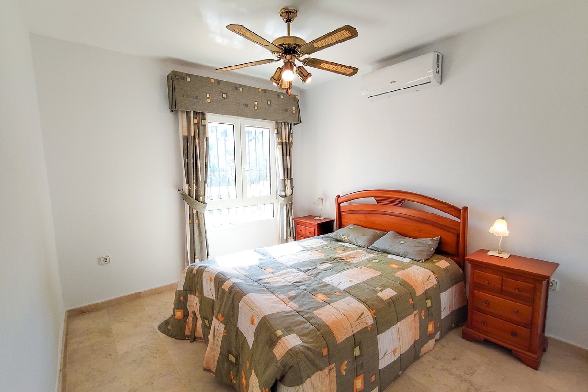 Herverkoop - Villa - Orihuela Costa - Villamartín