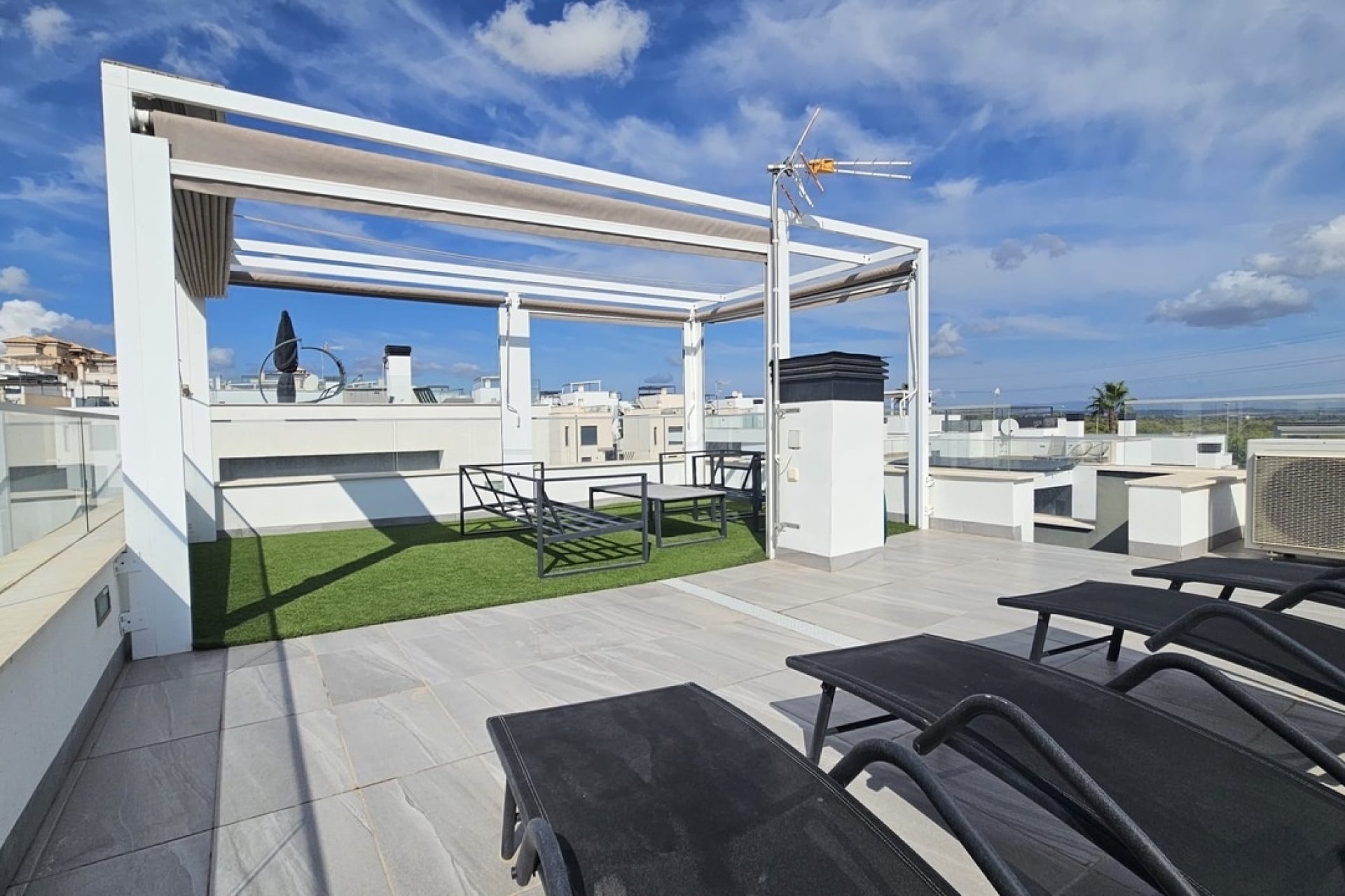 Herverkoop - Villa - Orihuela Costa - Villamartín