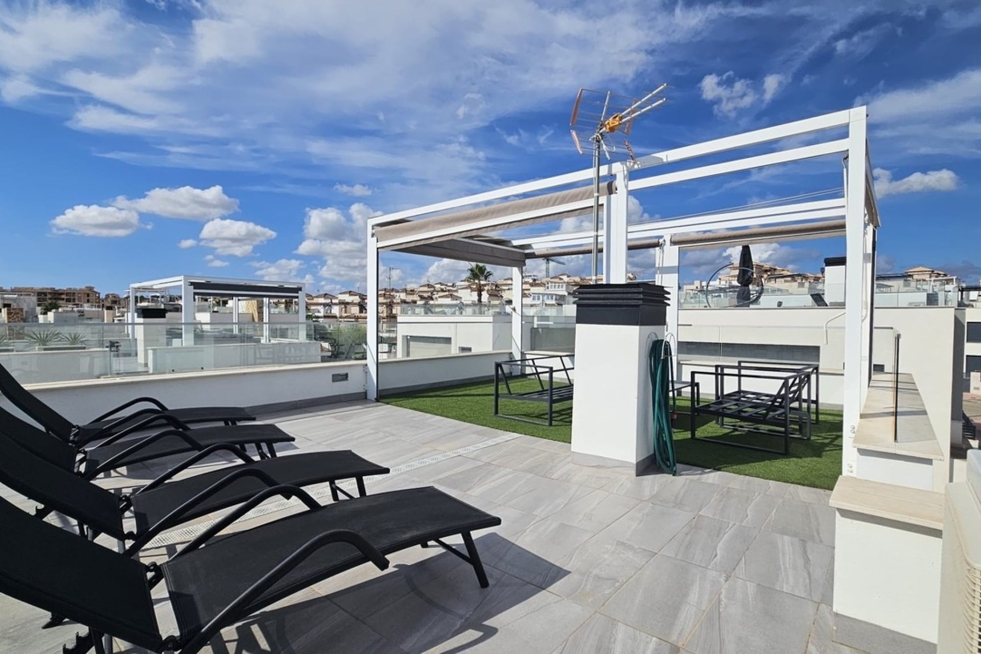 Herverkoop - Villa - Orihuela Costa - Villamartín