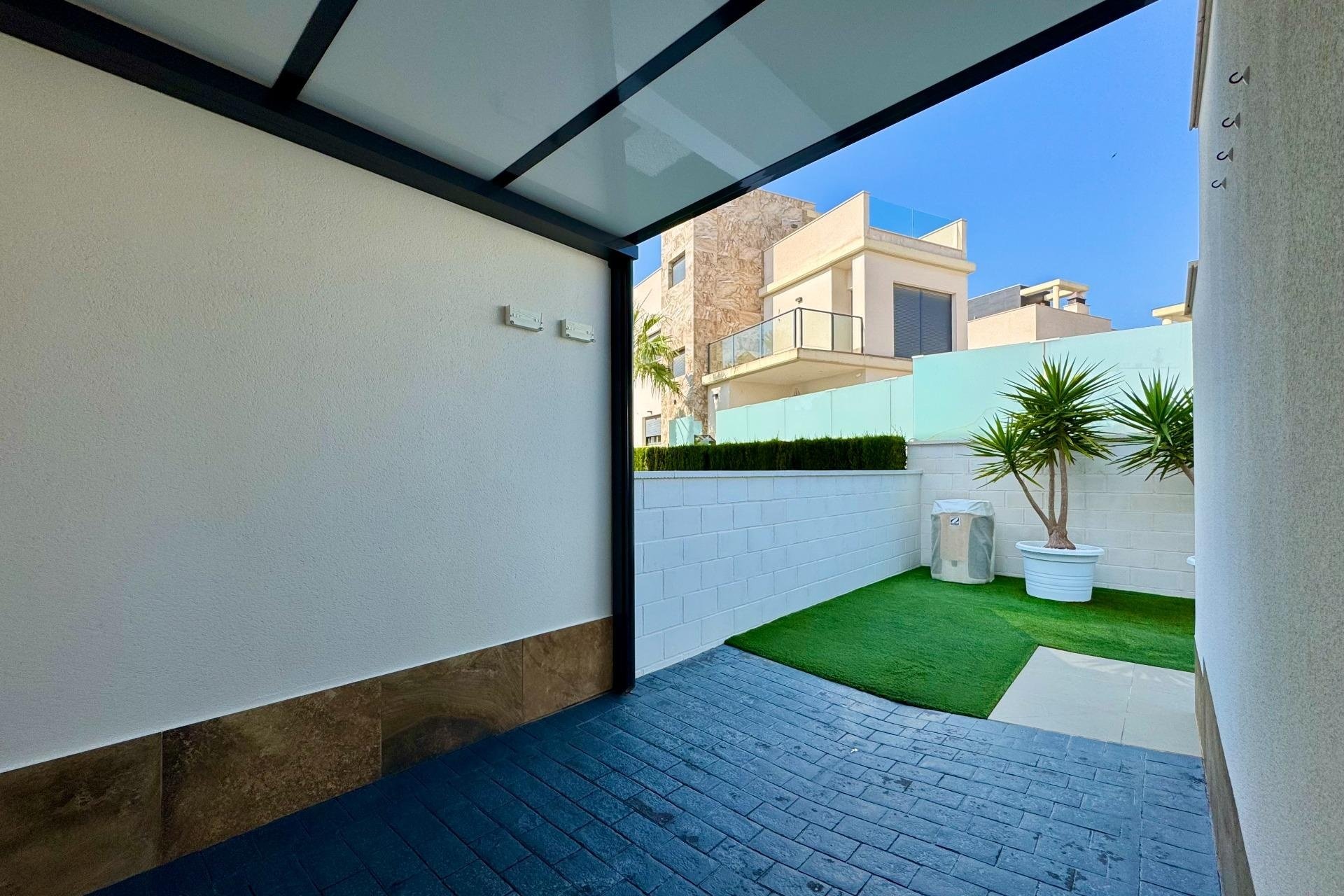 Herverkoop - Villa - San Miguel de Salinas - Bellavista