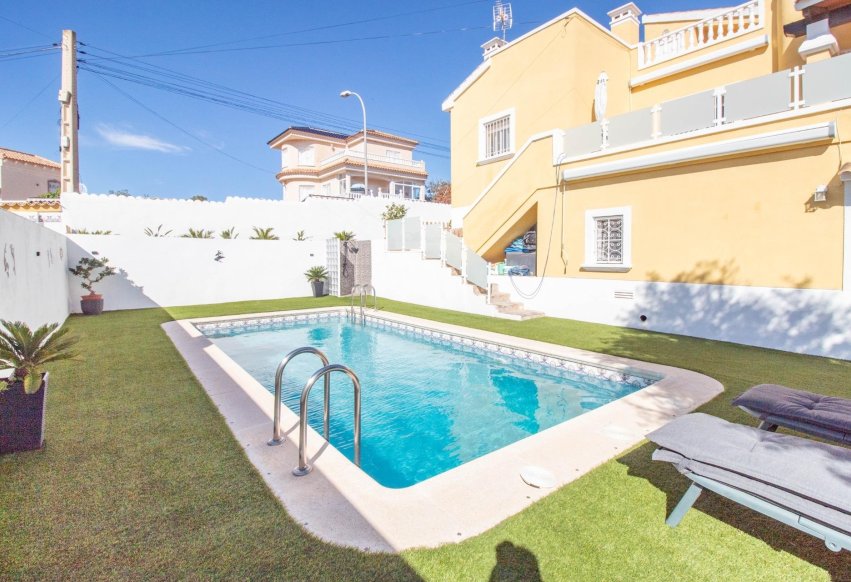 Herverkoop - Villa - San Miguel de Salinas - Blue Lagoon - El Galan