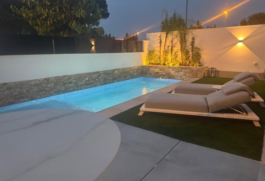 Herverkoop - Villa - Santiago de la Ribera