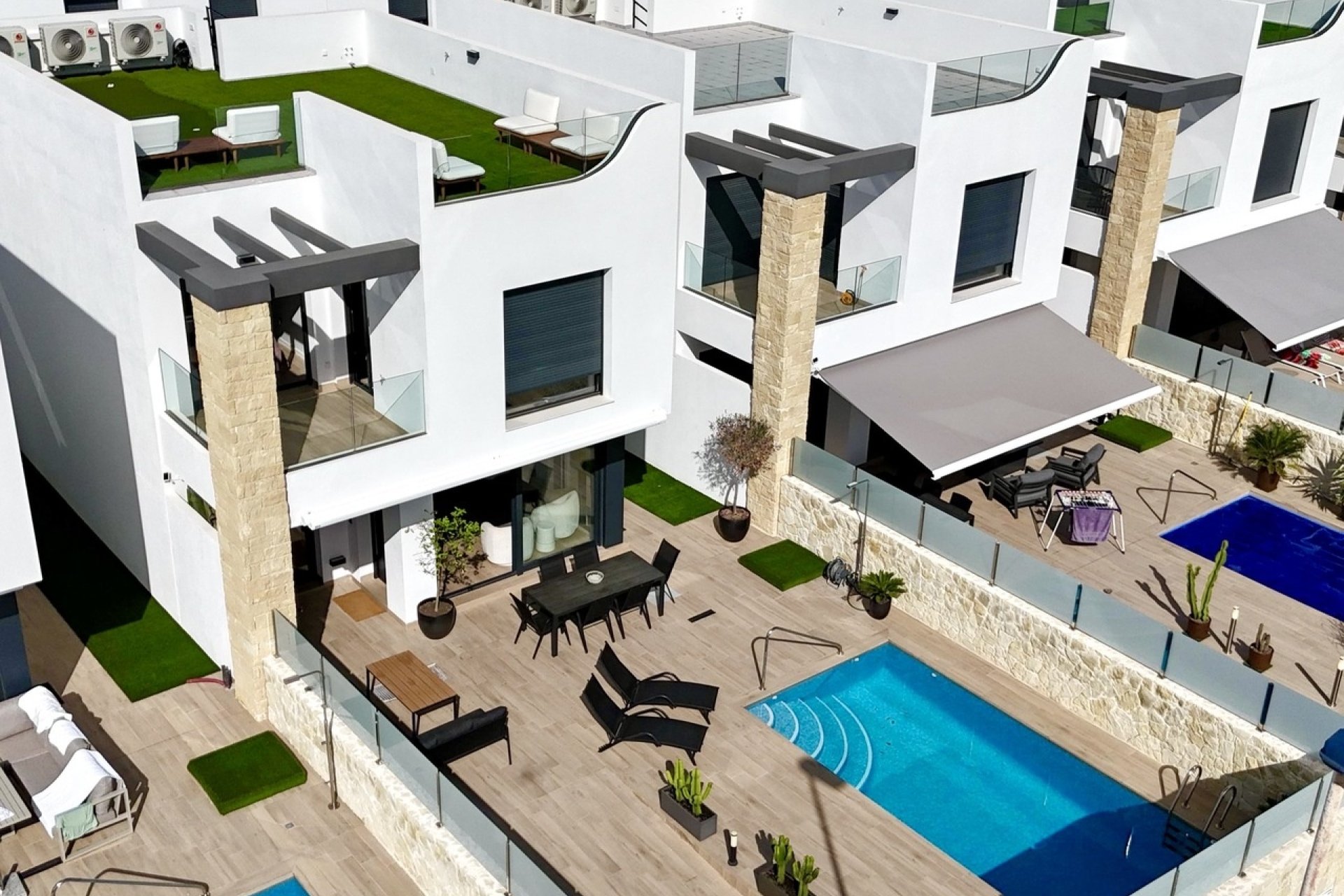 Herverkoop - Villa - Torrevieja - Punta Prima