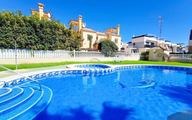 Lägenhet / lägenhet - Begagnad - Orihuela Costa - Cabo Roig