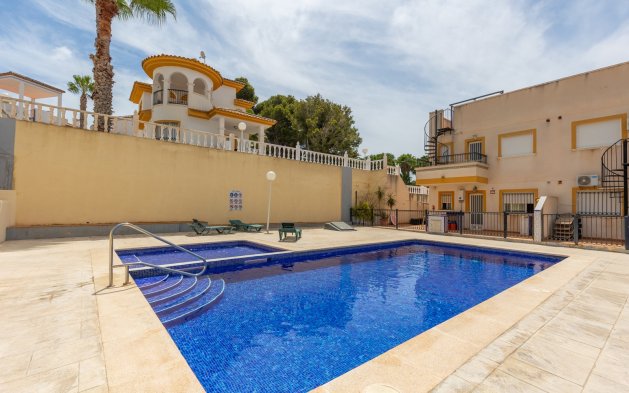 Lägenhet / lägenhet - Begagnad - Orihuela - Villamartin