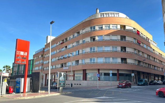 Lägenhet / lägenhet - Begagnad - Torrevieja - Torrevieja