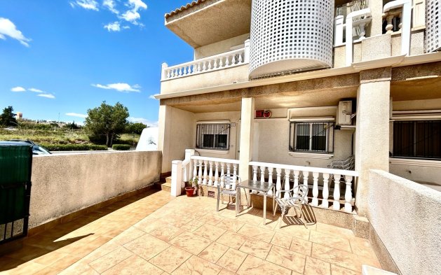 Leilighet / leilighet - Videresalg - Orihuela Costa - Villamartín