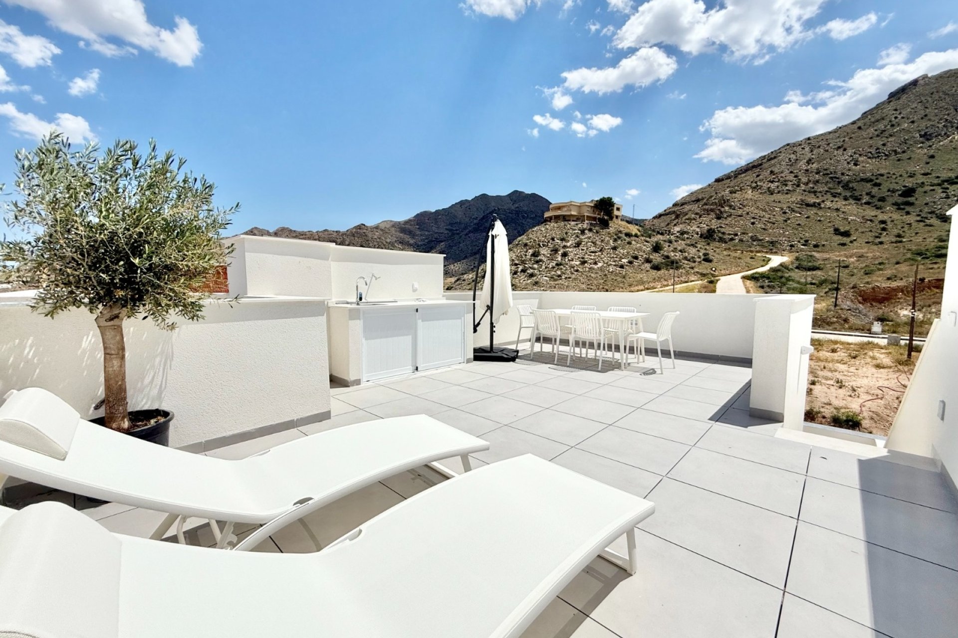 Nauja statyba - Bungalow - Cox
