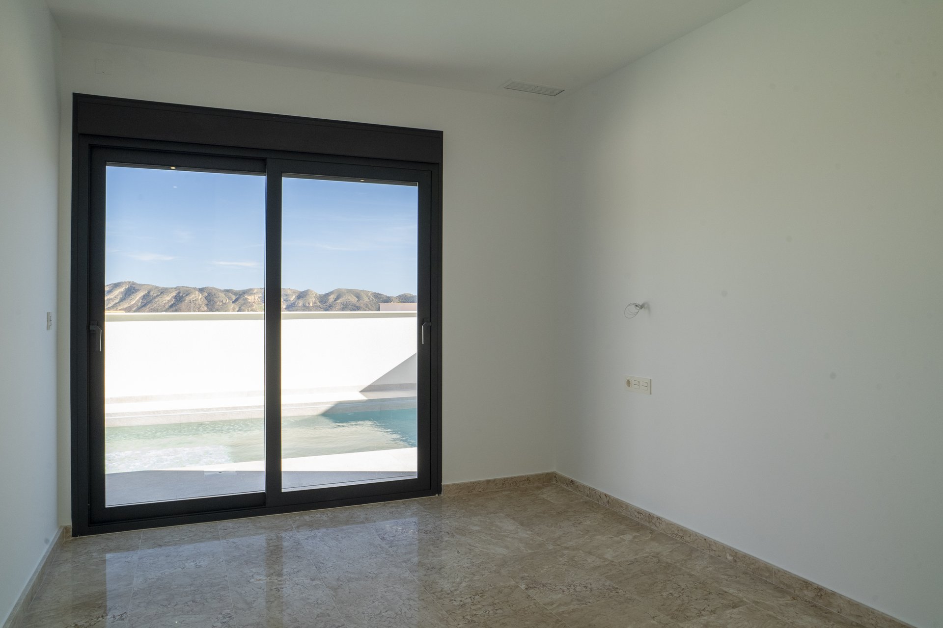 Nauja statyba - detached - Coloma