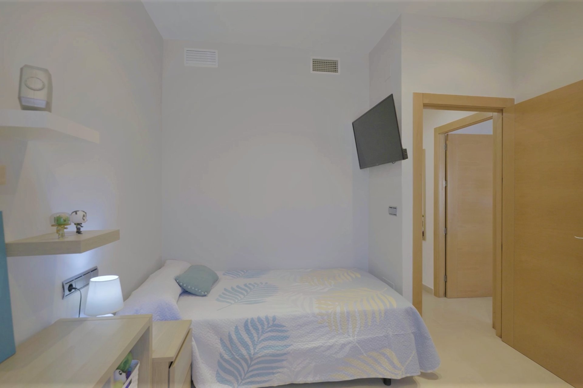 Nauja statyba - Vila - Jerónimo y Avileses