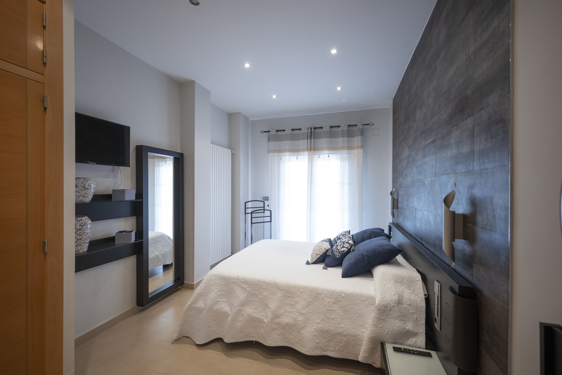 Nauja statyba - Vila - Jerónimo y Avileses