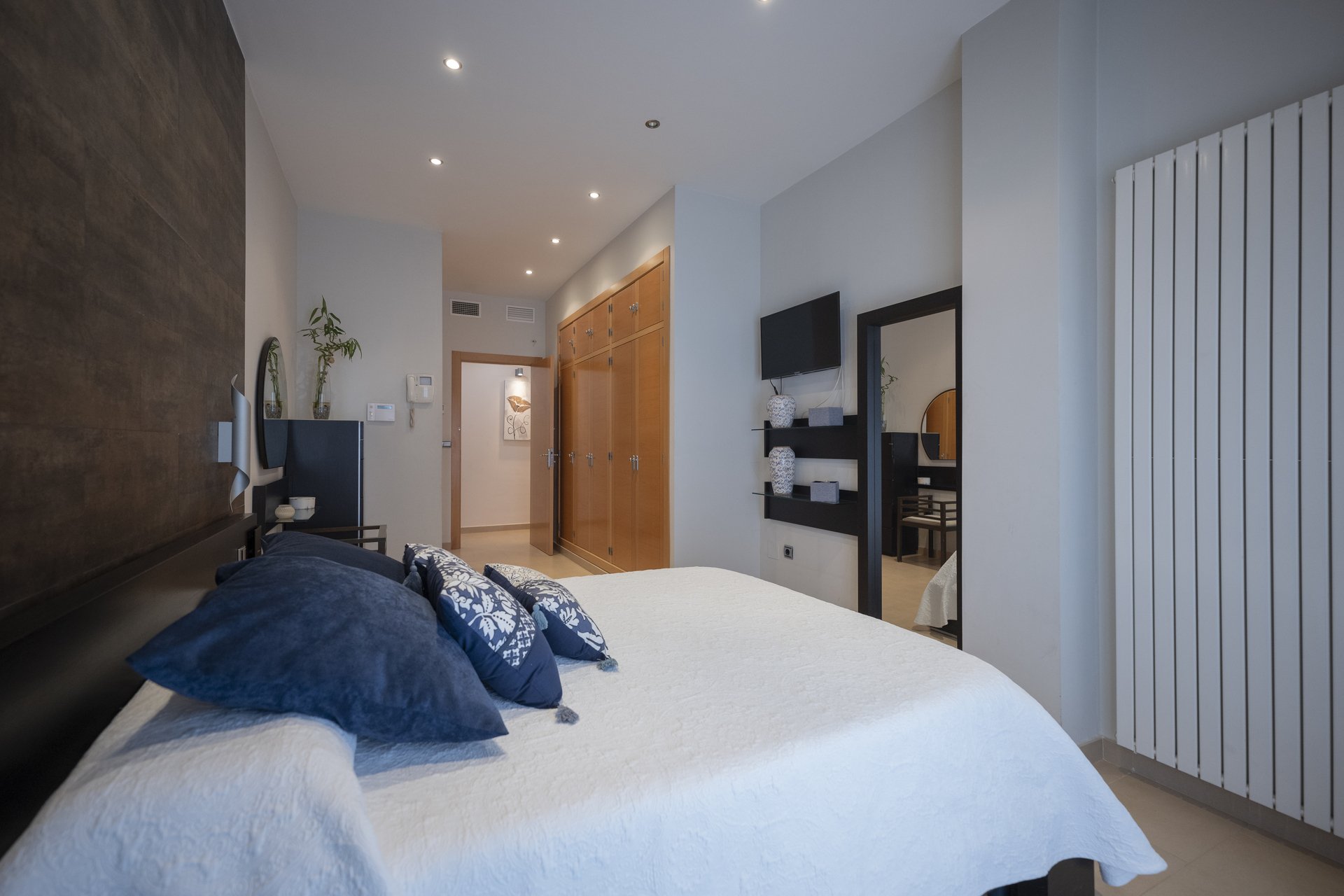 Nauja statyba - Vila - Jerónimo y Avileses