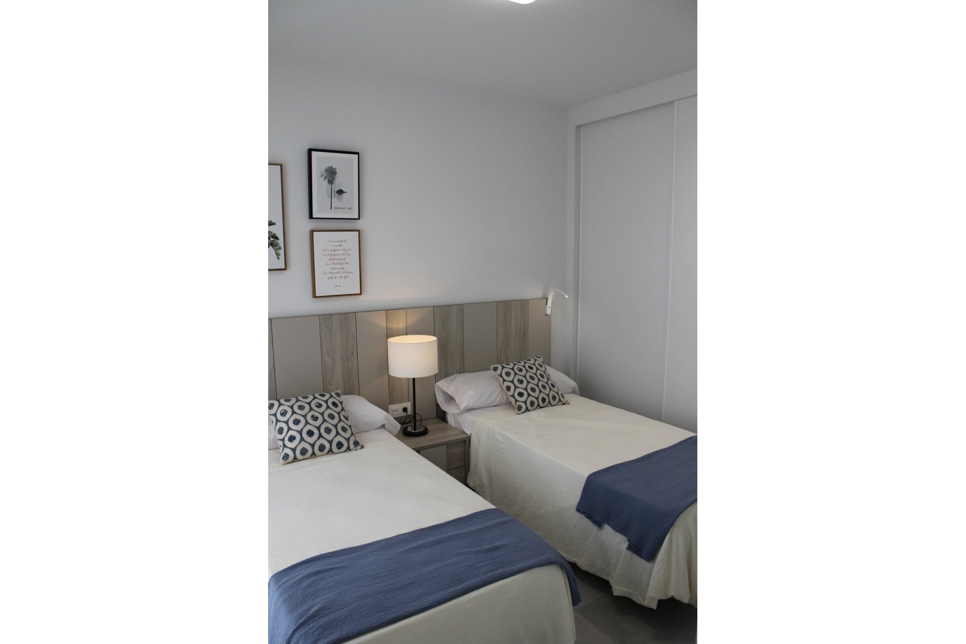 Nauja statyba - Vila - Roldán