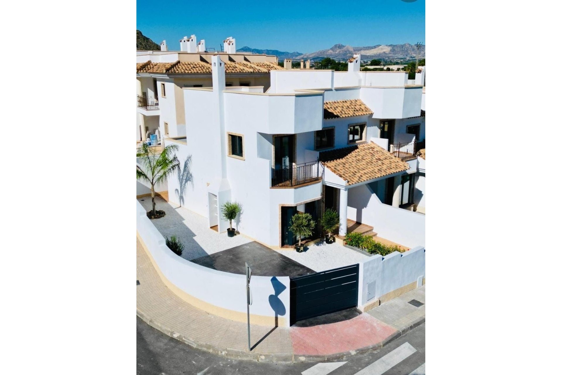 New Build - Townhouse - Cox