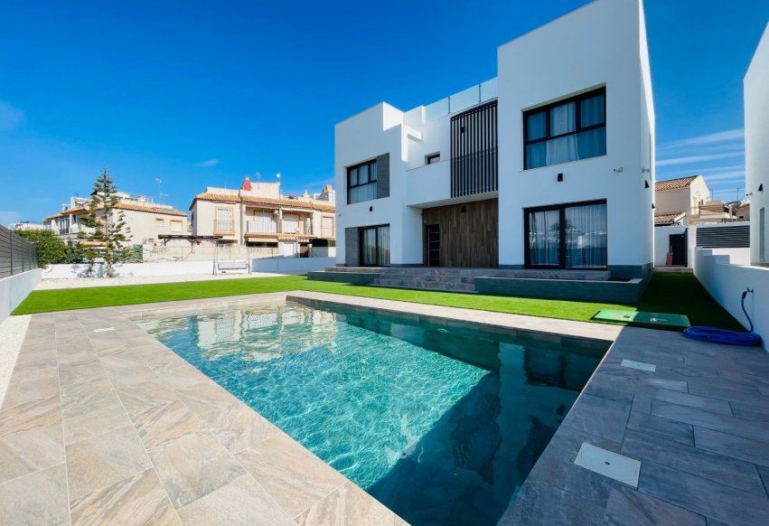 New Build - Villa - Torrevieja