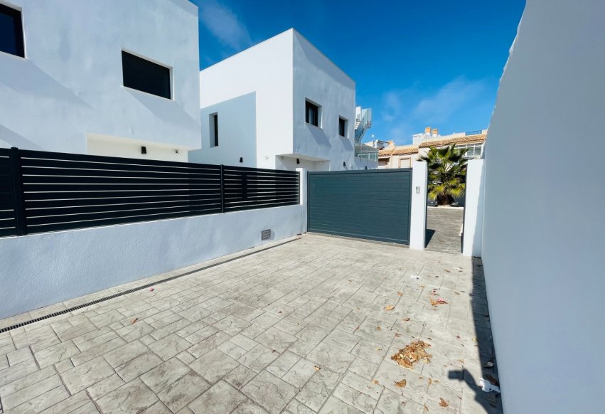 New Build - Villa - Torrevieja