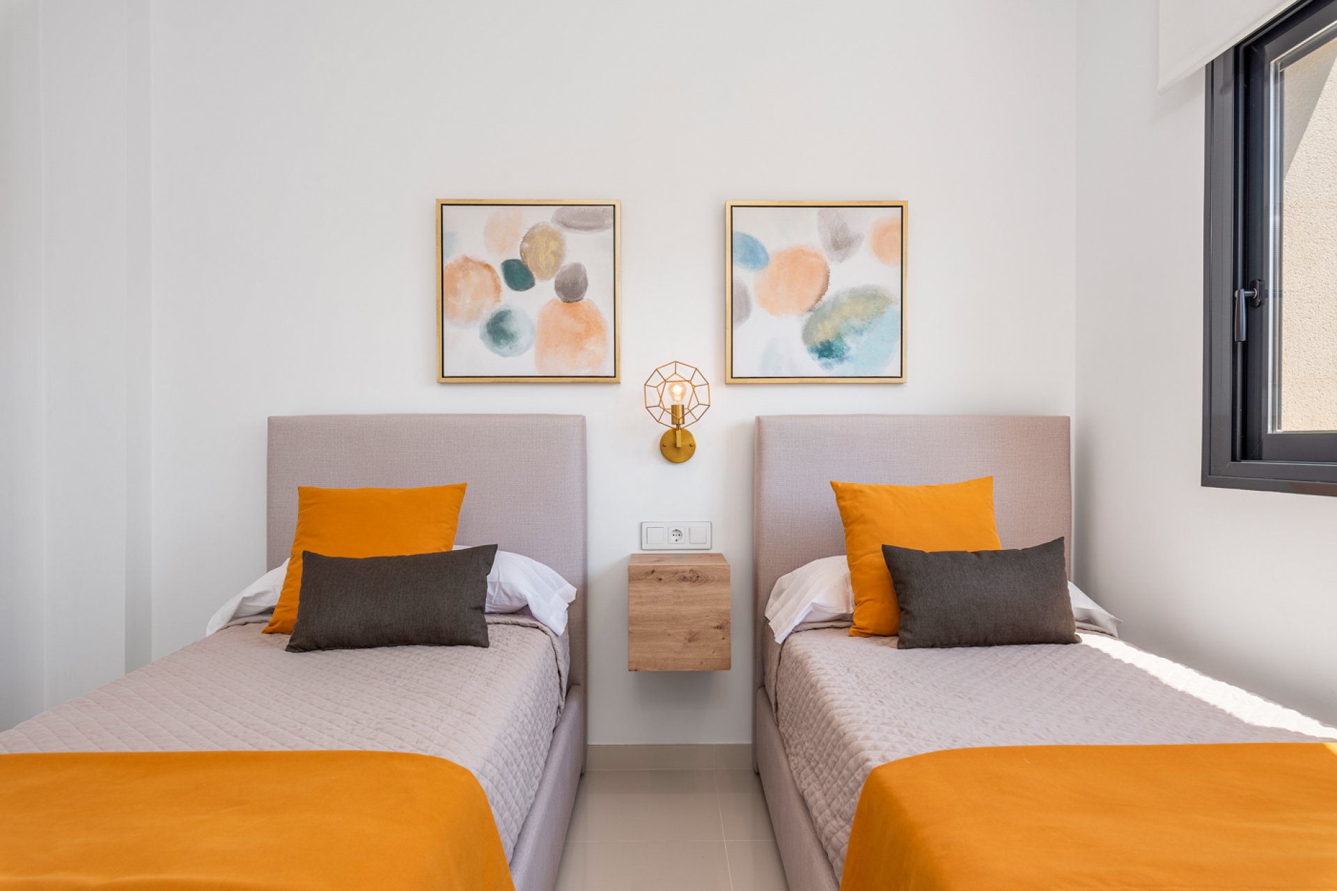 Nieuwbouw Woningen - Herenhuis - Playa Paraiso