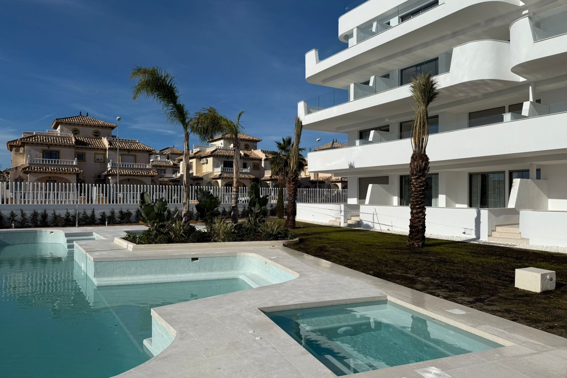 Nouvelle construction - ground-floor - Cabo Roig