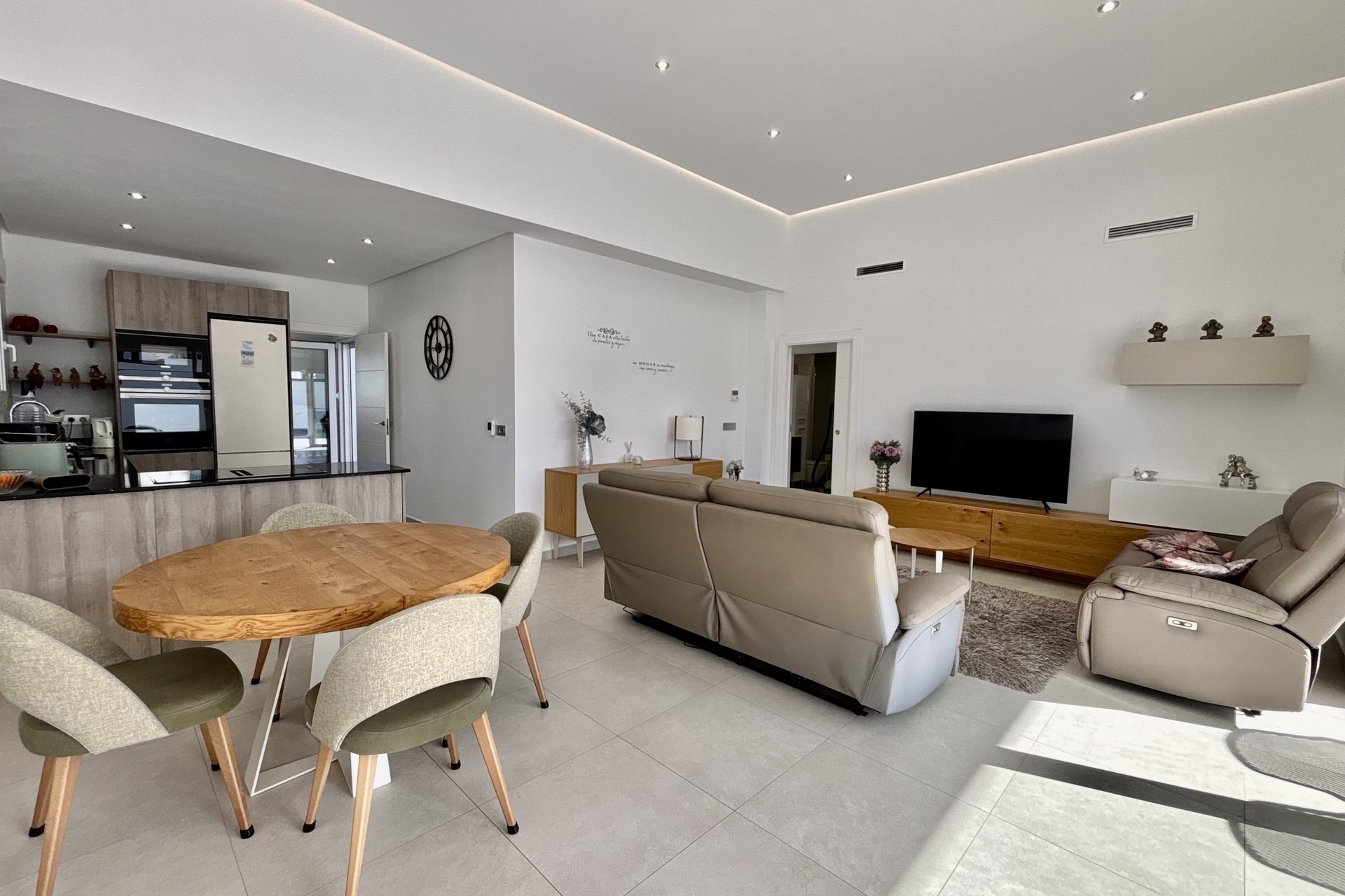 Nouvelle construction - Villa - Benijofar