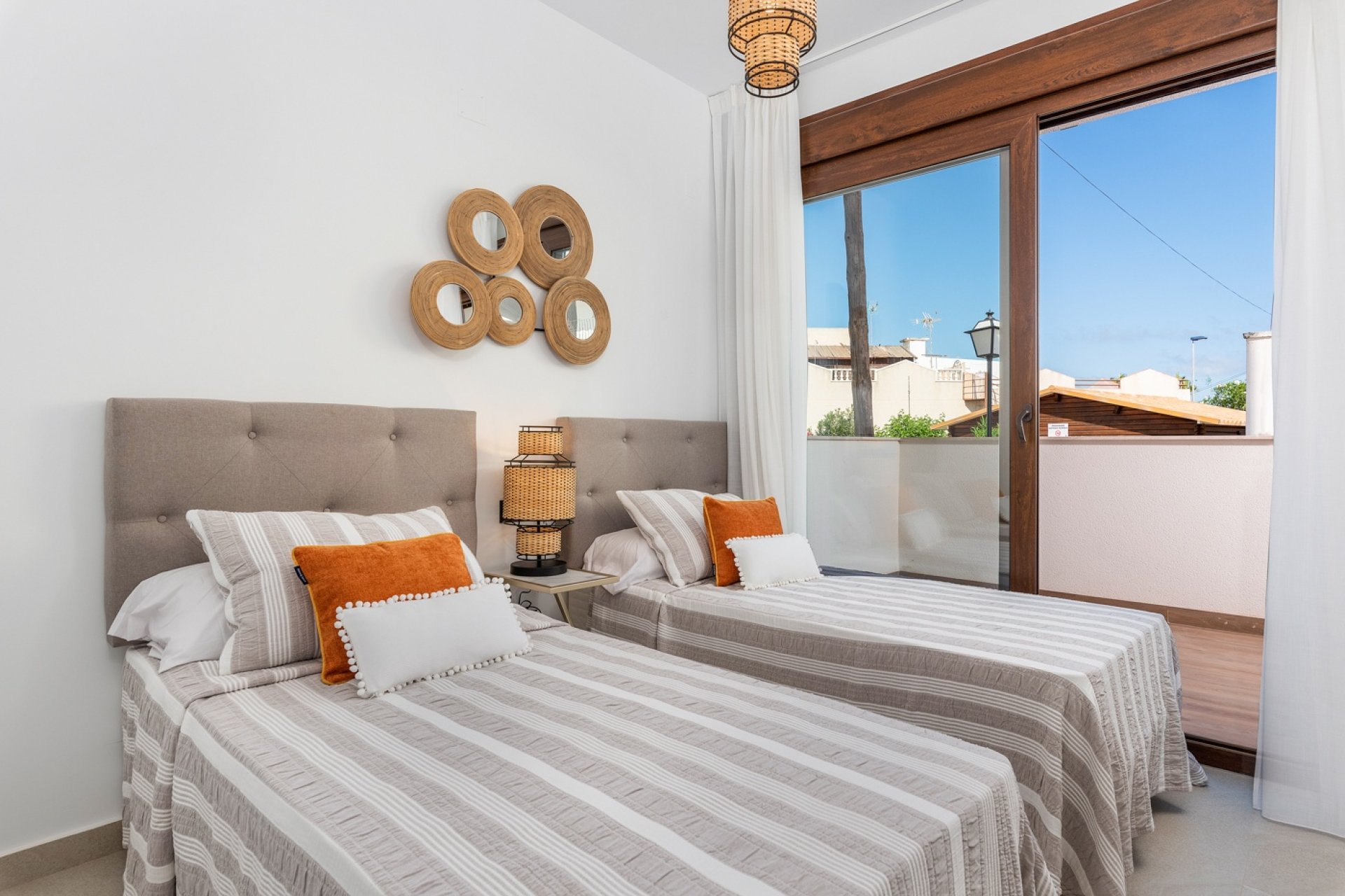 Nowy budynek - Bungalow - Torrevieja