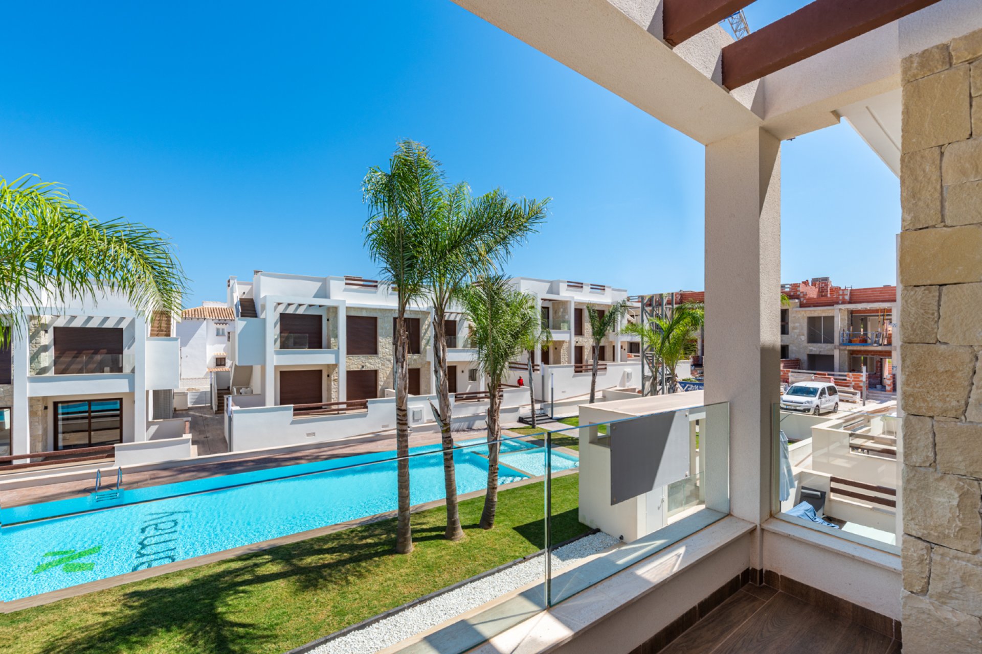 Nowy budynek - Daszek - Torrevieja