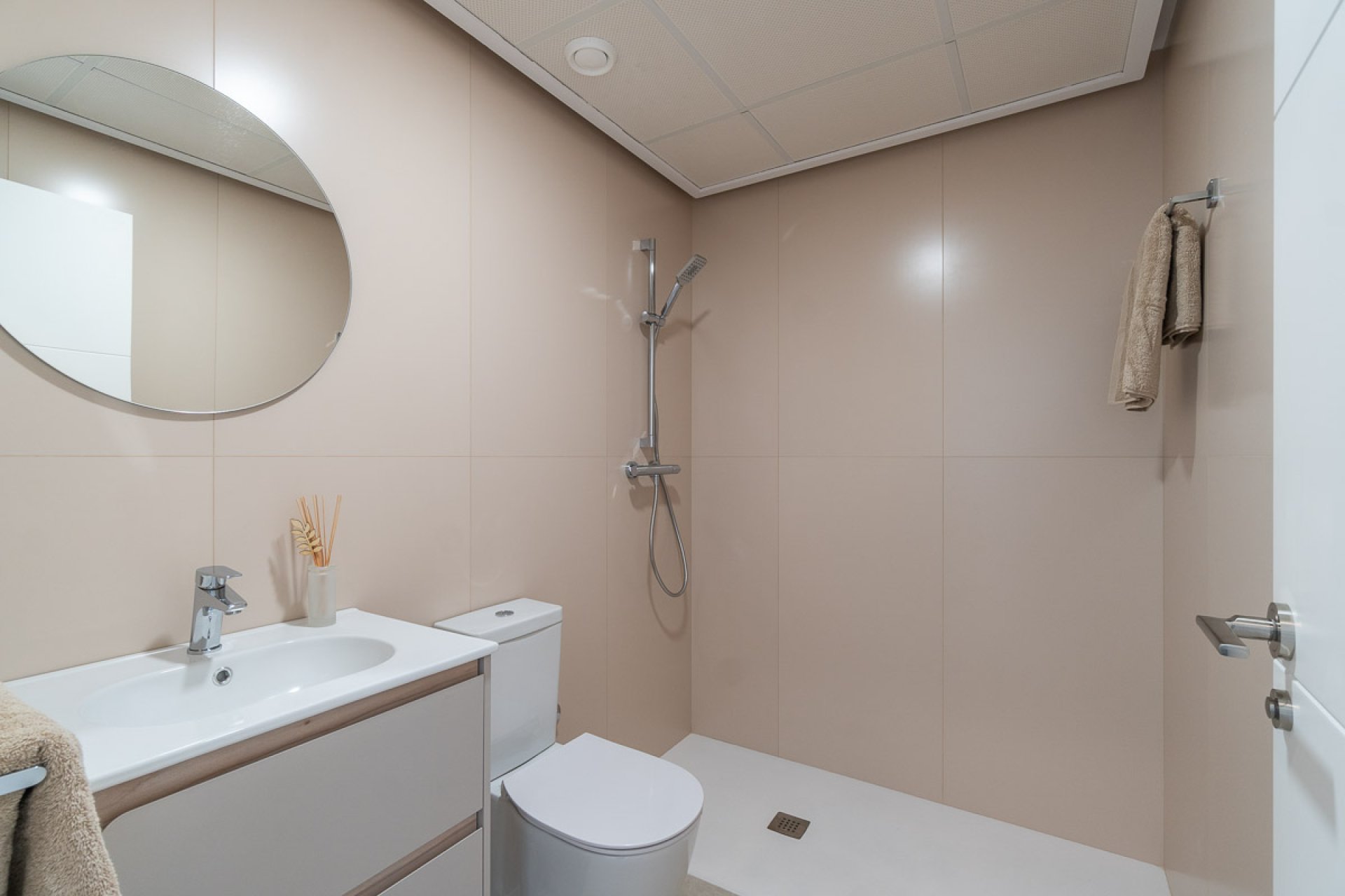 Nowy budynek - ground-floor - Playa Flamenca