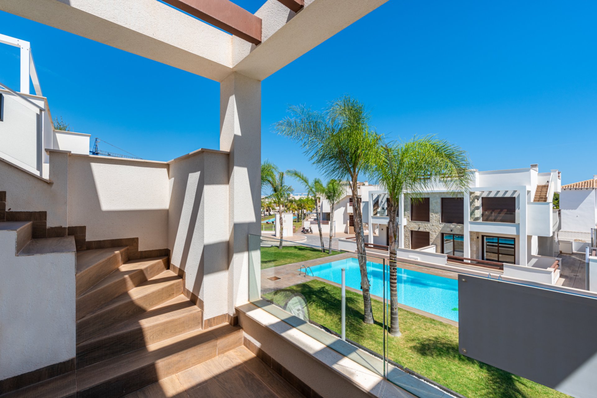 Nowy budynek - ground-floor - Torrevieja