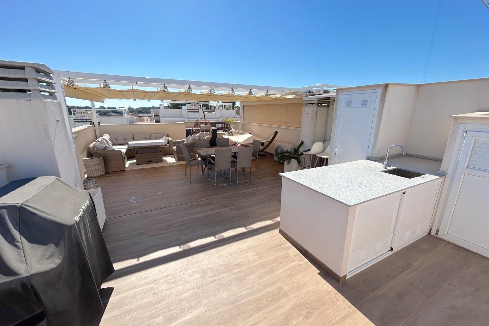 Nowy budynek - ground-floor - Torrevieja