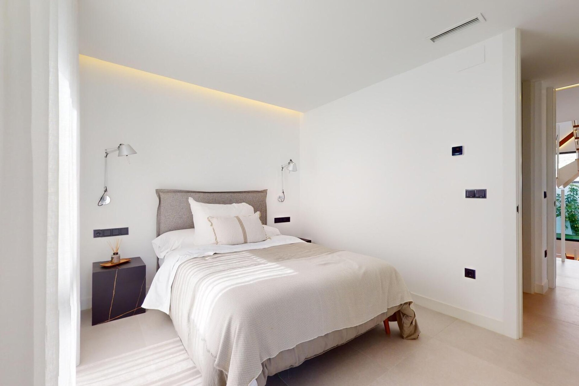 Nowy budynek - Kamienica - Polop