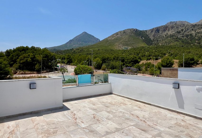 Nowy budynek - Kamienica - Polop