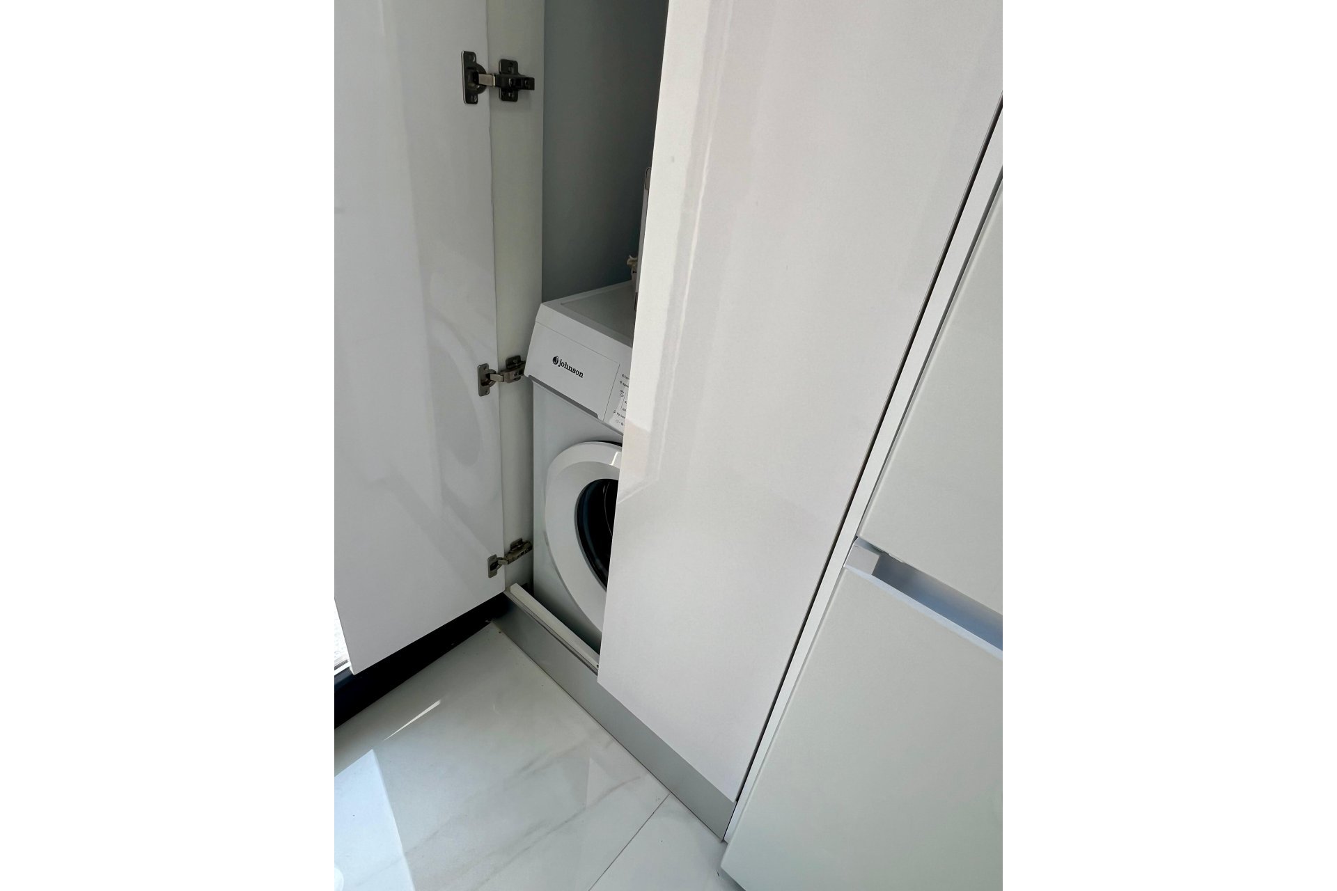 Nowy budynek - Kamienica - Polop