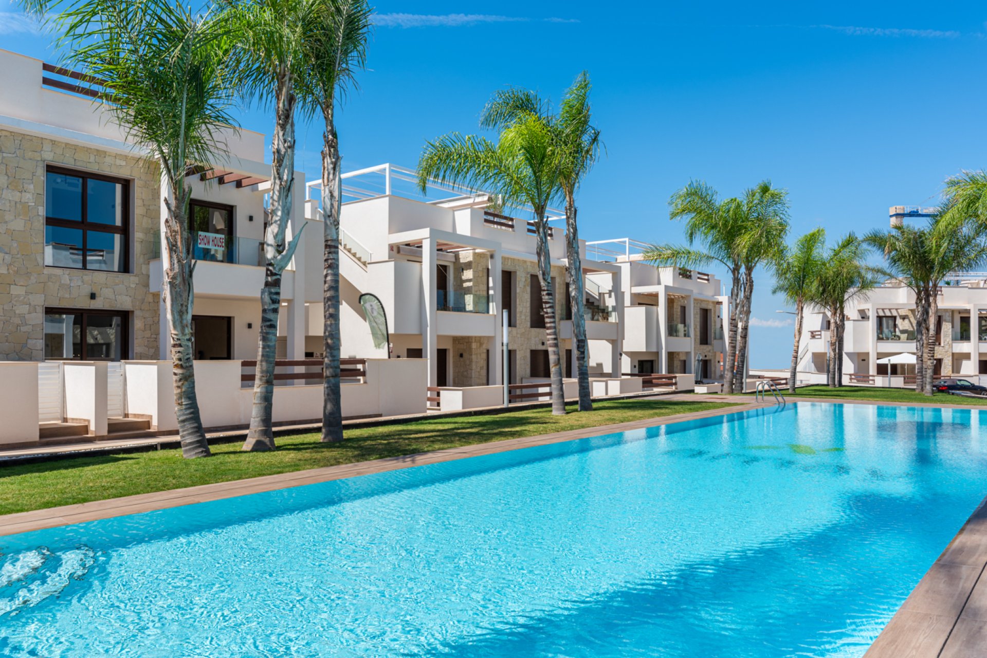 Nowy budynek - low-bungalow - Torrevieja