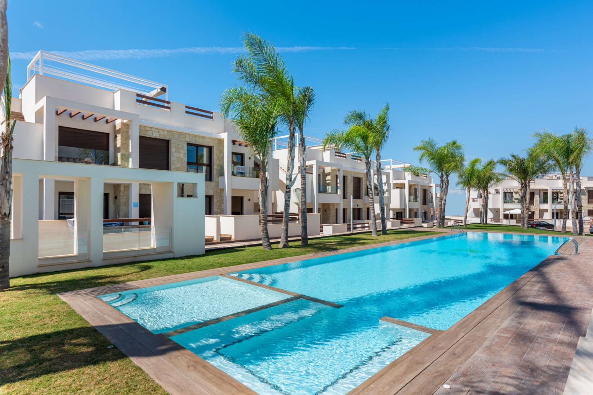 Nowy budynek - low-bungalow - Torrevieja