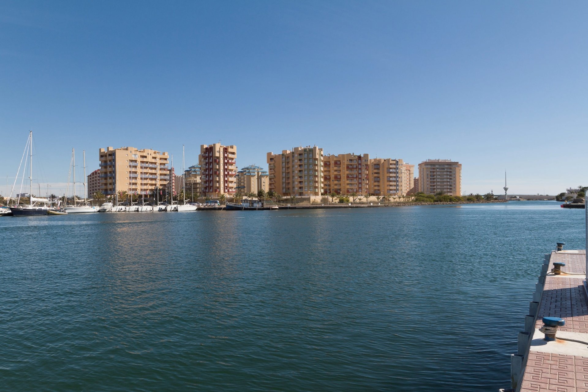 Nowy budynek - Mieszkanie w bloku - La Manga del Mar Menor