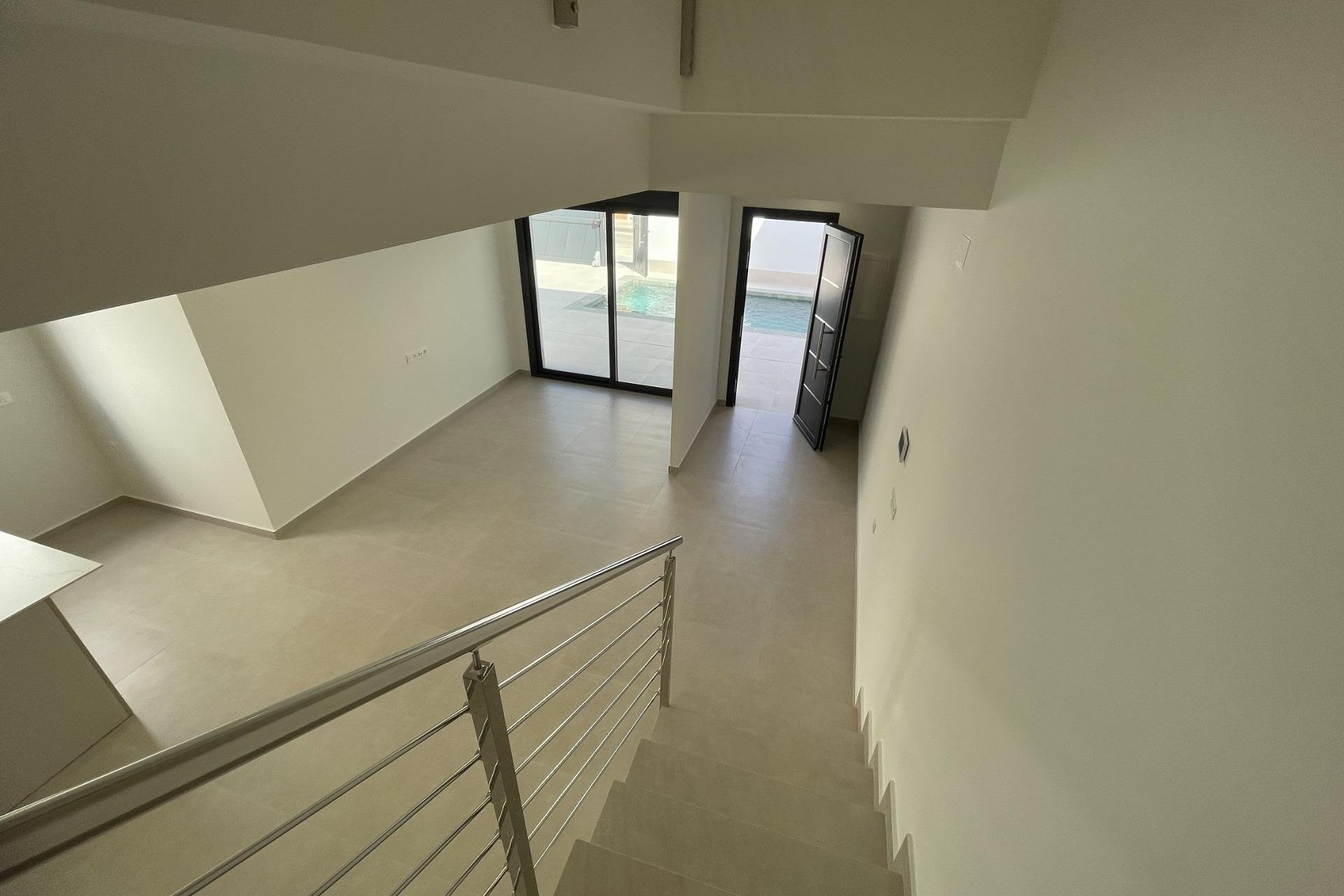 Nowy budynek - Villa - Almoradí