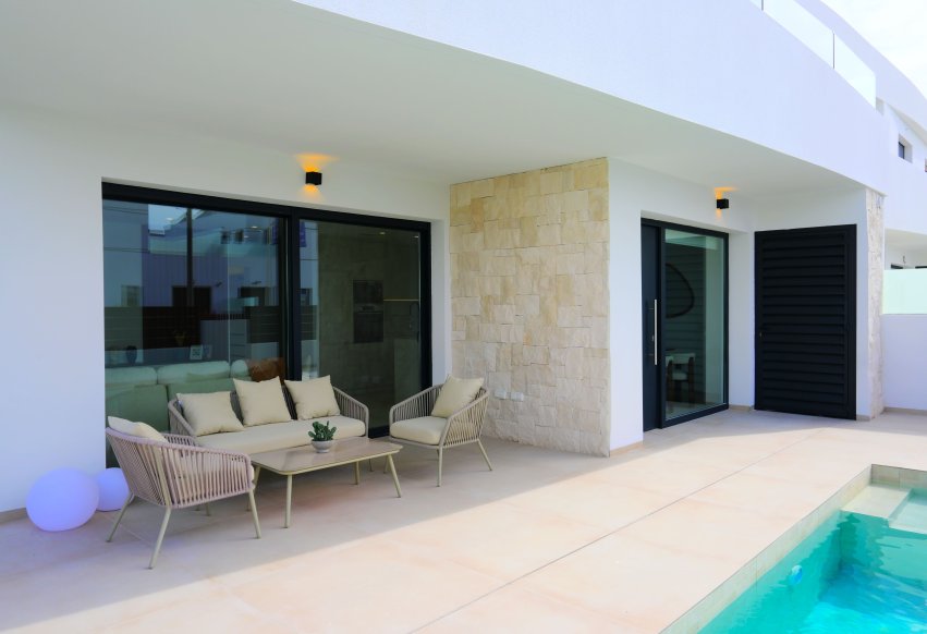 Nowy budynek - Villa - Dolores