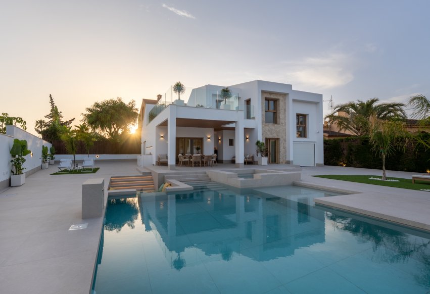 Nowy budynek - Villa - Orihuela Costa