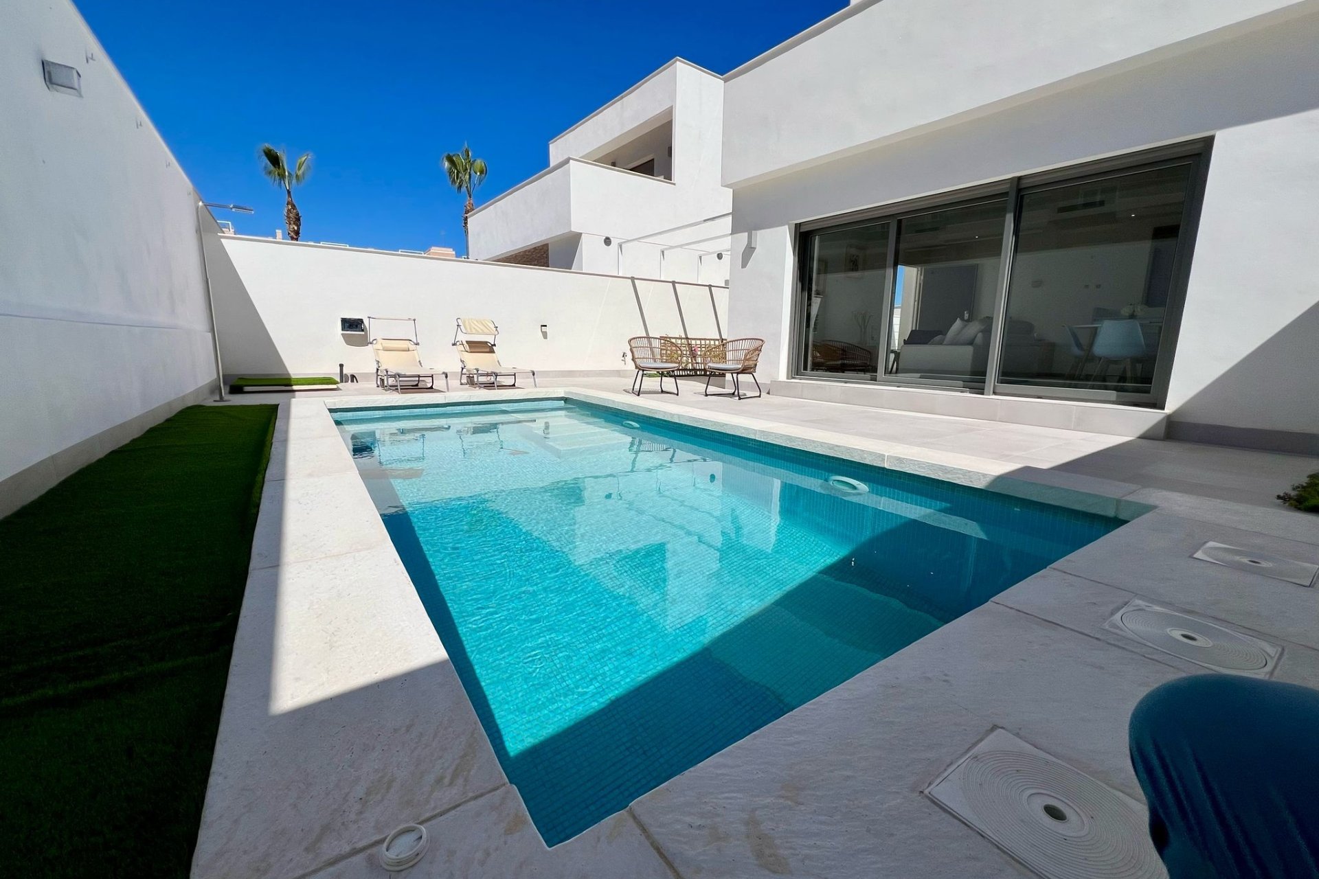 Nowy budynek - Villa - Orihuela Costa