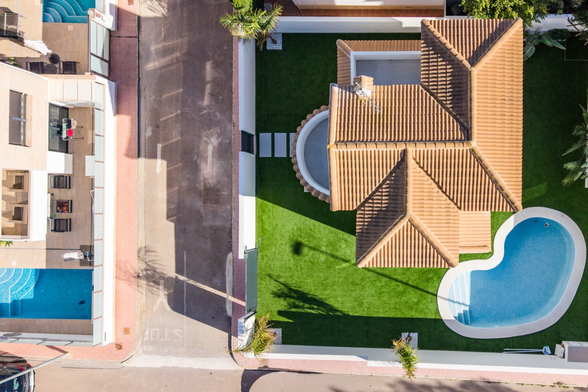 Nowy budynek - Villa - Orihuela Costa